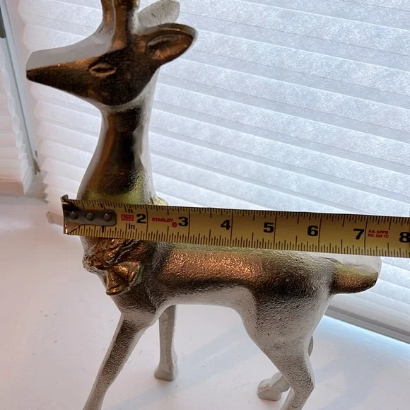 Metal / Standing Deers / Elegant Silver and Gold Reindeer Figurines / 2 pc. - Picture 12 of 13